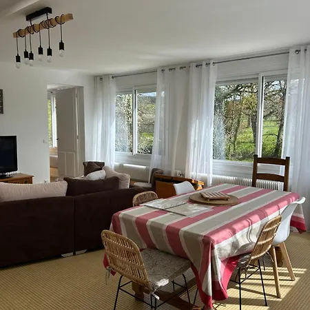 La Maison De Juju Дом отдыха *