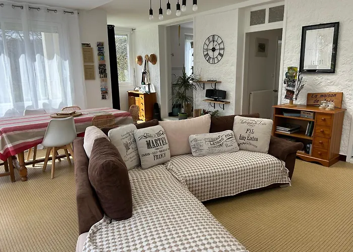 La Maison De Juju Feriehus Lacave (Lot)